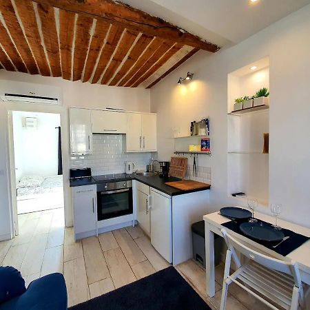 Freshly Tastefully Renovated Apartments In Heart Of Old אנטיב מראה חיצוני תמונה