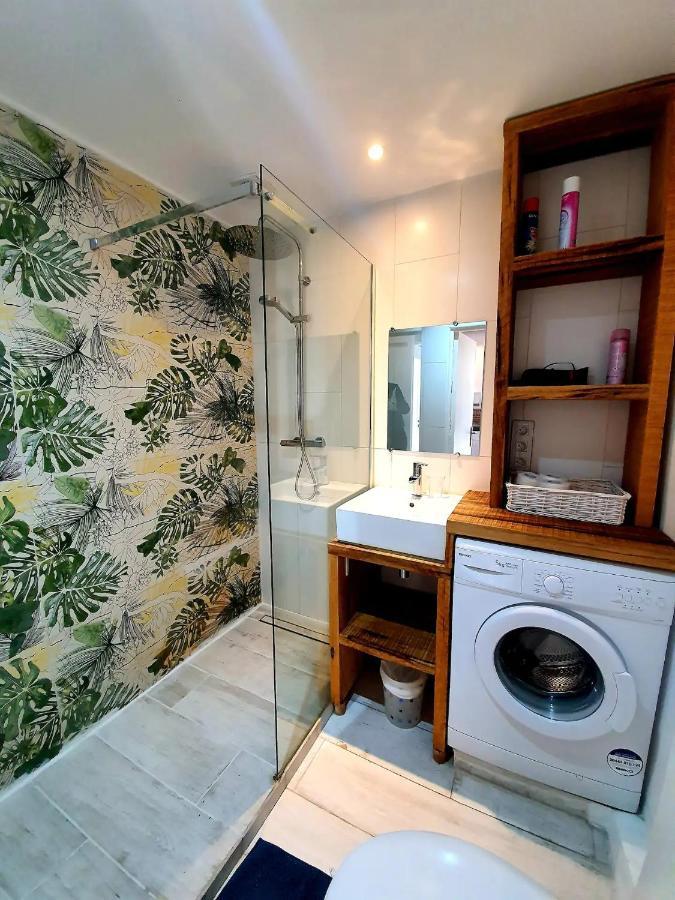 Freshly Tastefully Renovated Apartments In Heart Of Old אנטיב מראה חיצוני תמונה