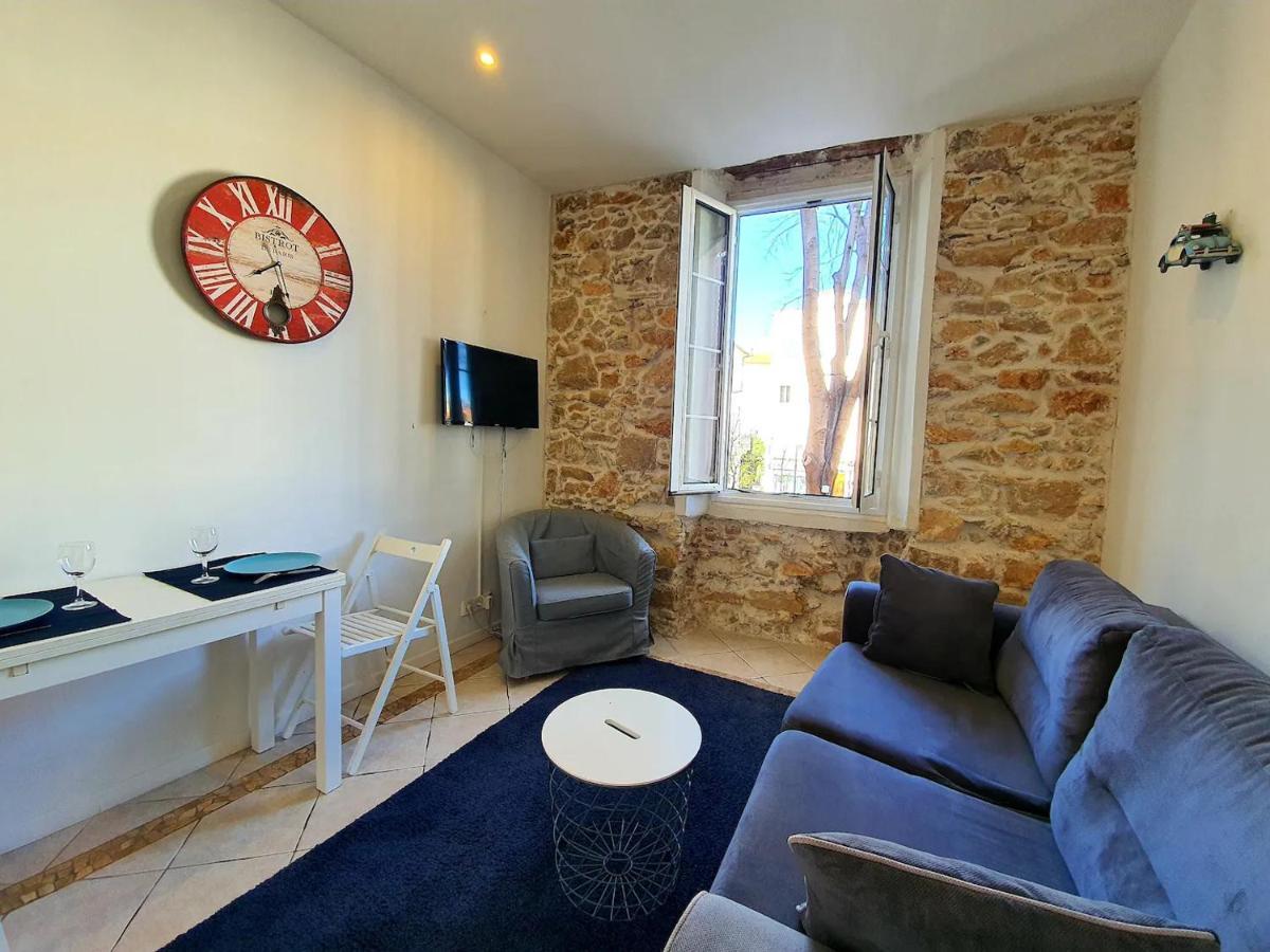 Freshly Tastefully Renovated Apartments In Heart Of Old אנטיב מראה חיצוני תמונה