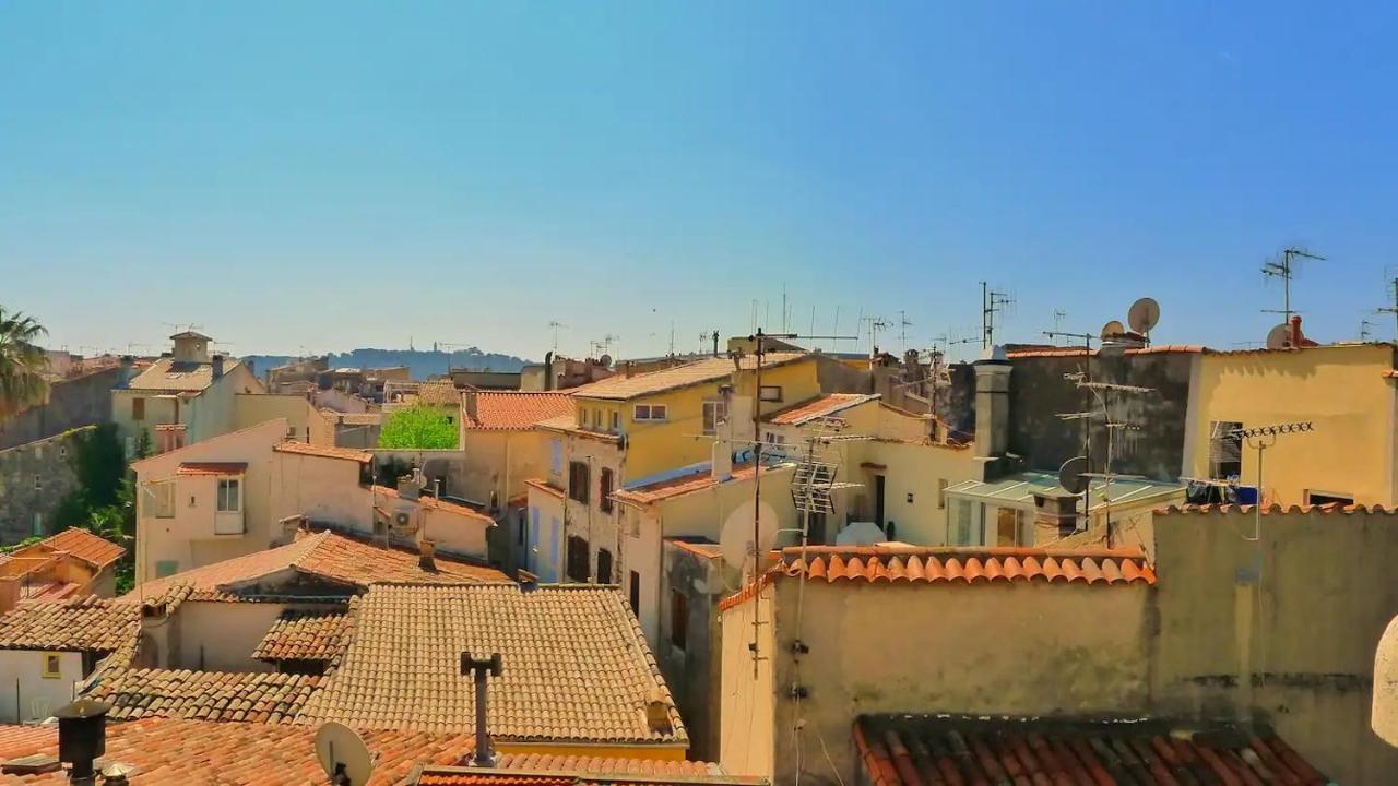 Freshly Tastefully Renovated Apartments In Heart Of Old אנטיב מראה חיצוני תמונה