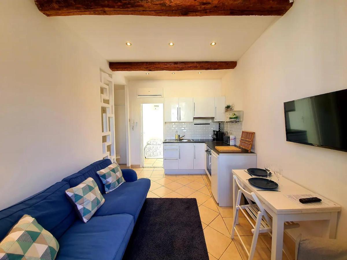 Freshly Tastefully Renovated Apartments In Heart Of Old אנטיב מראה חיצוני תמונה