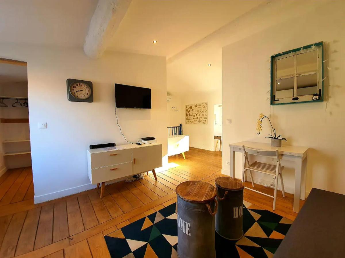 Freshly Tastefully Renovated Apartments In Heart Of Old אנטיב מראה חיצוני תמונה