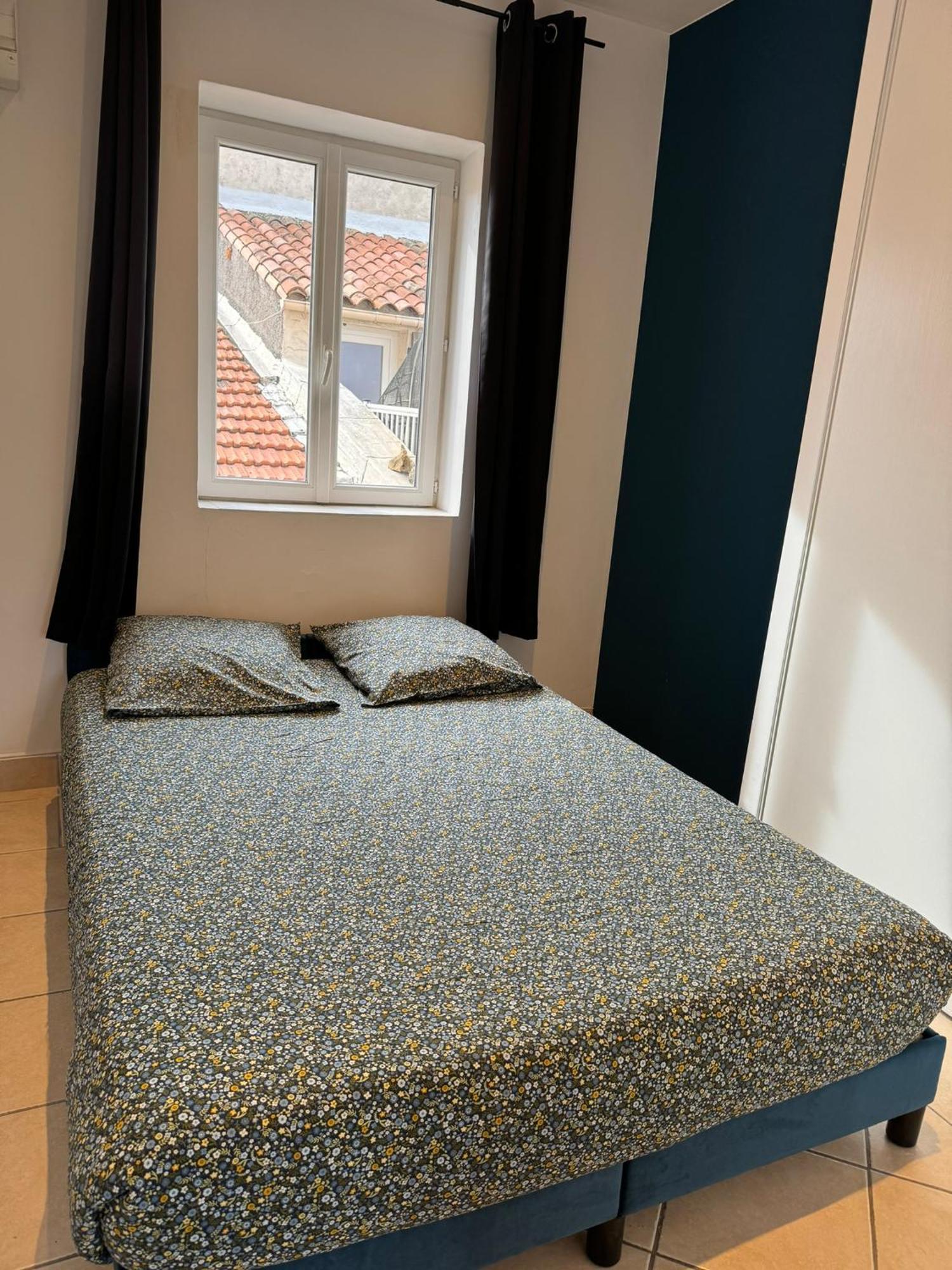 Freshly Tastefully Renovated Apartments In Heart Of Old אנטיב מראה חיצוני תמונה